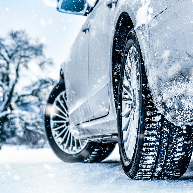 Autopflege im Winter: Lack, Felgen und Innenraum schützen